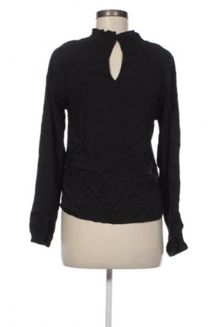 Дамска блуза VILA, Размер XS, Цвят Черен, Цена 46,99 лв.