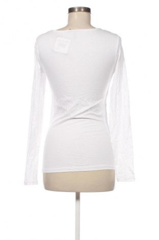 Дамска блуза Vero Moda, Размер S, Цвят Бял, Цена 9,99 лв.