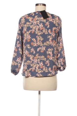 Дамска блуза West Kei, Размер S, Цвят Многоцветен, Цена 31,99 лв.