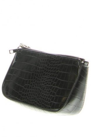 Дамска чанта Bershka, Цвят Черен, Цена 19,00 лв.