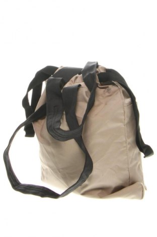 Дамска чанта Tucano, Цвят Бежов, Цена 77,14 лв.