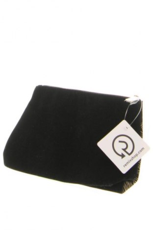 Trusă Kerastase, Culoare Multicolor, Preț 39,47 Lei