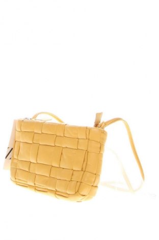 Dámská kabelka  Zara, Barva Žlutá, Cena  1 770,00 Kč
