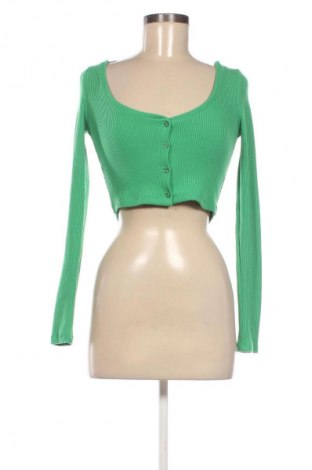 Damen Strickjacke Bershka, Größe S, Farbe Grün, Preis 14,83 €