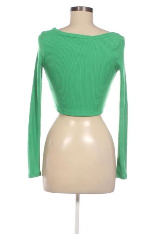 Damen Strickjacke Bershka, Größe S, Farbe Grün, Preis 14,83 €