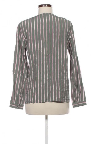 Дамска риза Aada Studios, Размер S, Цвят Многоцветен, Цена 93,99 лв.