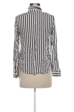 Дамска риза Cropp, Размер M, Цвят Многоцветен, Цена 12,99 лв.