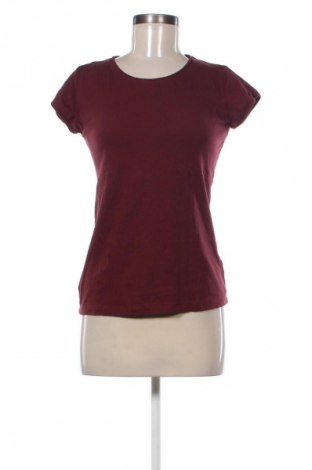 Damski T-shirt Fb Sister, Rozmiar M, Kolor Czerwony, Cena 39,08 zł