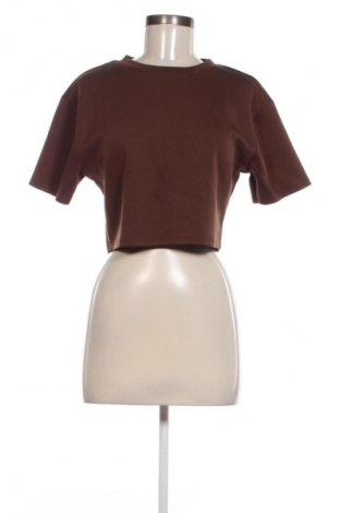 Дамска тениска NEW COLLECTION, Размер M, Цвят Кафяв, Цена 17,60 лв.