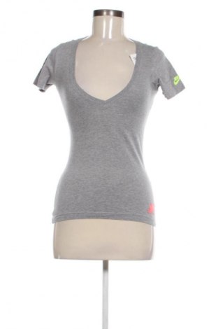 Damen T-Shirt Nike, Größe XS, Farbe Grau, Preis € 14,00