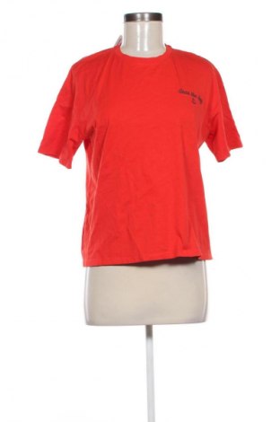 Dámské tričko ONLY, Velikost M, Barva Červená, Cena  177,00 Kč