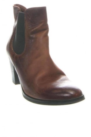 Дамски боти 5th Avenue, Размер 38, Цвят Кафяв, Цена 58,38 лв.