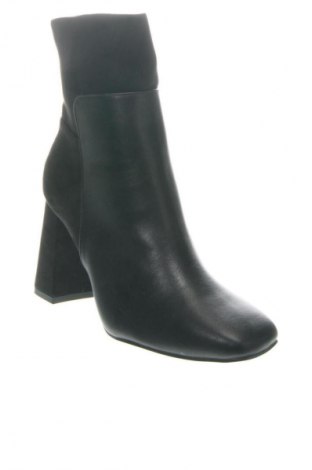 Dámské poltopánky About You, Veľkosť 40, Farba Čierna, Cena  56,95 €