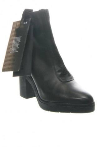 Дамски боти Alexander Wang For H&M, Размер 41, Цвят Черен, Цена 265,00 лв.