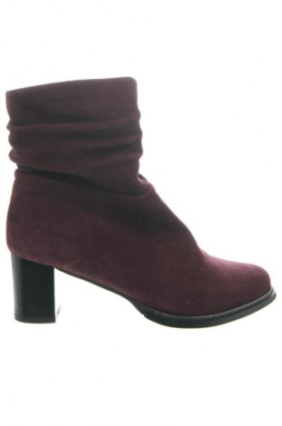 Dámské boty  Bata, Velikost 42, Barva Červená, Cena  2 177,00 Kč