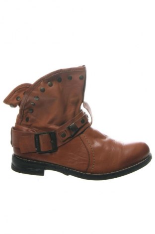 Damskie botki Buffalo, Rozmiar 40, Kolor Brązowy, Cena 321,47 zł