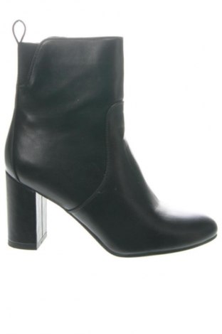 Botine de damă Catwalk, Mărime 38, Culoare Negru, Preț 465,79 Lei