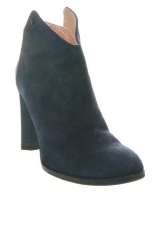 Дамски боти Cristhelen B., Размер 36, Цвят Син, Цена 155,99 лв.