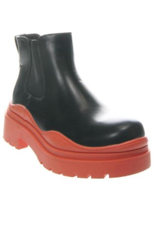 Γυναικεία μποτάκια Diamantique, Μέγεθος 39, Χρώμα Μαύρο, Τιμή 58,31 €