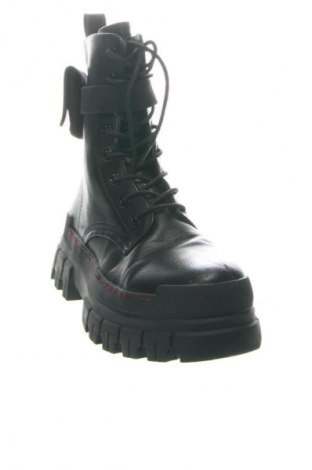 Дамски боти Dockers, Размер 38, Цвят Черен, Цена 177,99 лв.