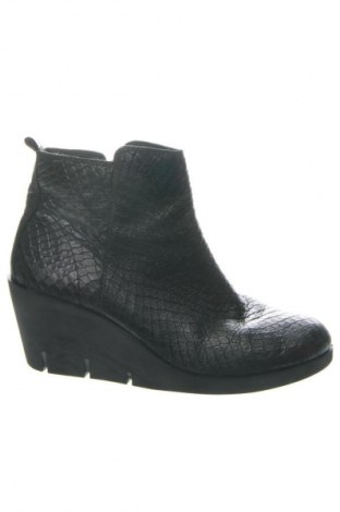 Damskie botki ECCO, Rozmiar 39, Kolor Czarny, Cena 380,52 zł