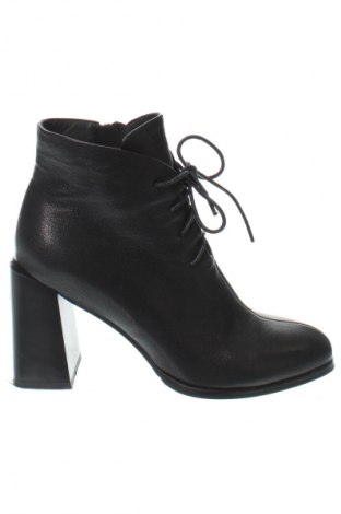 Dámské boty  Epica, Velikost 39, Barva Černá, Cena  1 279,00 Kč