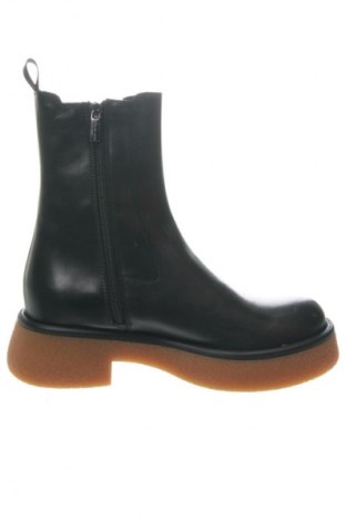 Дамски боти Frank Daniel, Размер 38, Цвят Кафяв, Цена 269,99 лв.