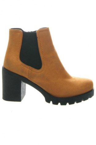 Damskie botki Graceland, Rozmiar 41, Kolor Żółty, Cena 143,82 zł