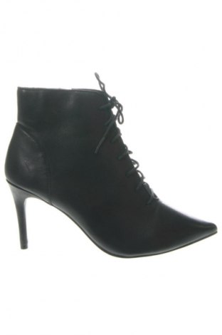 Damskie botki Marks & Spencer, Rozmiar 38, Kolor Czarny, Cena 232,18 zł