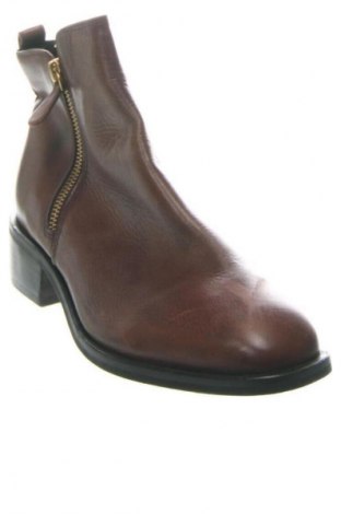 Damskie botki Marks & Spencer, Rozmiar 39, Kolor Brązowy, Cena 232,18 zł