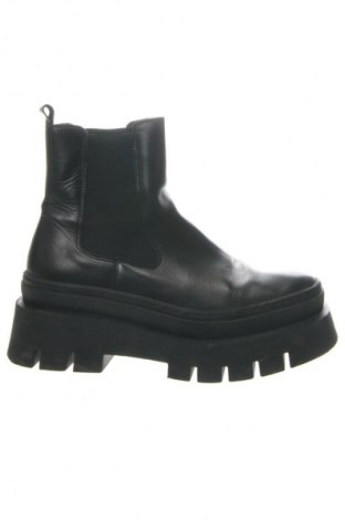 Дамски боти Mrs & Hugs, Размер 41, Цвят Черен, Цена 318,67 лв.