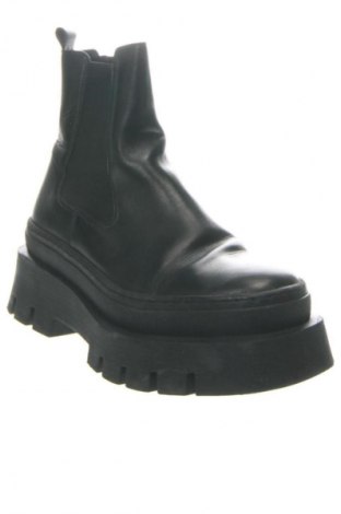 Дамски боти Mrs & Hugs, Размер 41, Цвят Черен, Цена 318,67 лв.