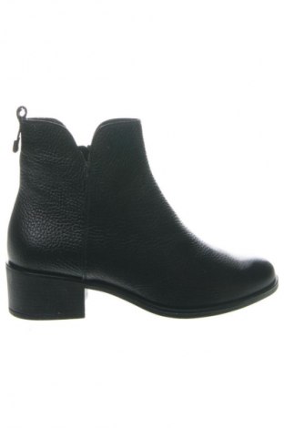 Damskie botki Rylko, Rozmiar 37, Kolor Czarny, Cena 722,87 zł