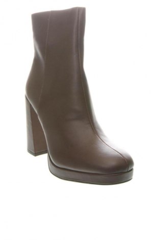 Dámské boty  Steve Madden, Velikost 43, Barva Hnědá, Cena  3 349,00 Kč