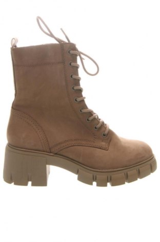 Дамски боти Tamaris, Размер 39, Цвят Кафяв, Цена 174,99 лв.