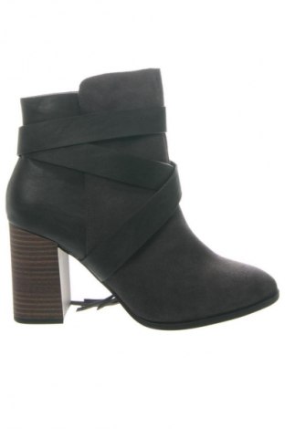 Damen Stiefeletten Tamaris, Größe 39, Farbe Braun, Preis € 87,98