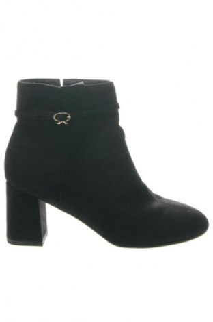 Dámské boty  Tamaris, Velikost 40, Barva Černá, Cena  2 129,00 Kč