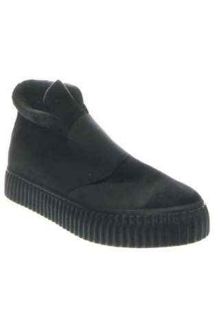 Botine de damă Tendenz, Mărime 39, Culoare Negru, Preț 165,79 Lei