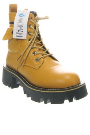 Botine de damă Tendenz, Mărime 36, Culoare Galben, Preț 151,47 Lei
