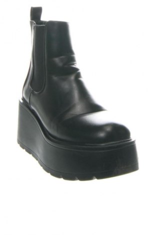 Дамски боти Tendenz, Размер 38, Цвят Черен, Цена 77,00 лв.