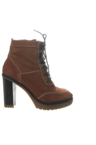 Dámské boty  Tommy Hilfiger, Velikost 40, Barva Hnědá, Cena  2 899,00 Kč