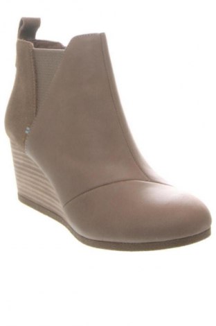 Дамски боти Toms, Размер 38, Цвят Кафяв, Цена 174,99 лв.