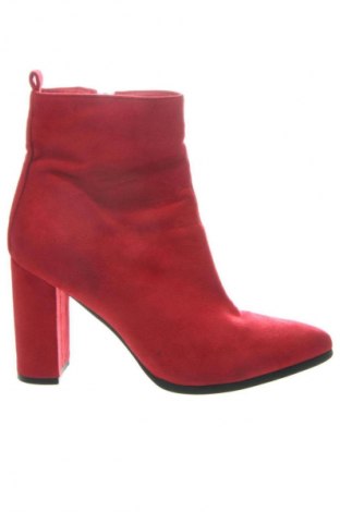 Дамски боти Unbranded, Размер 39, Цвят Червен, Цена 62,56 лв.