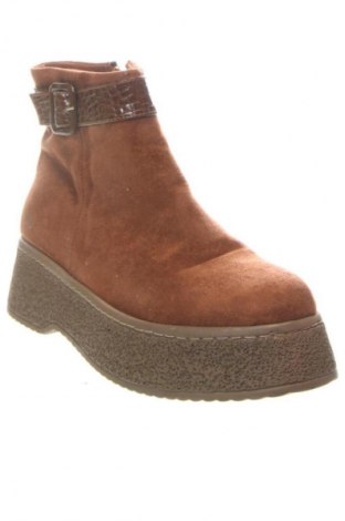 Botine de damă Unbranded, Mărime 39, Culoare Maro, Preț 166,00 Lei
