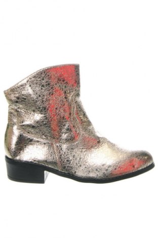 Дамски боти Unbranded, Размер 37, Цвят Златист, Цена 63,00 лв.