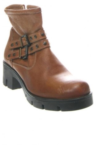 Дамски боти Unbranded, Размер 38, Цвят Кафяв, Цена 129,48 лв.