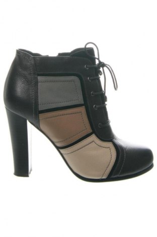 Damskie botki Unbranded, Rozmiar 37, Kolor Kolorowy, Cena 144,83 zł