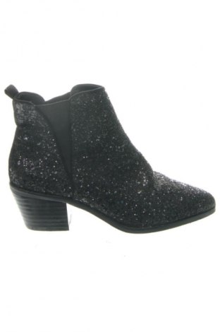 Γυναικεία μποτάκια Zara, Μέγεθος 36, Χρώμα Μαύρο, Τιμή 38,87 €