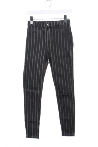 Blugi de femei Bershka, Mărime XS, Culoare Multicolor, Preț 67,99 Lei