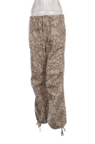 Blugi de femei Bershka, Mărime S, Culoare Multicolor, Preț 76,00 Lei